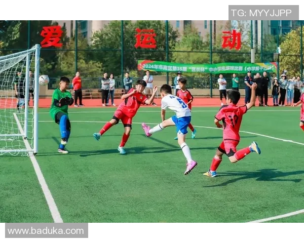 24号球星闪耀绿茵场 展现独特魅力与无敌风采