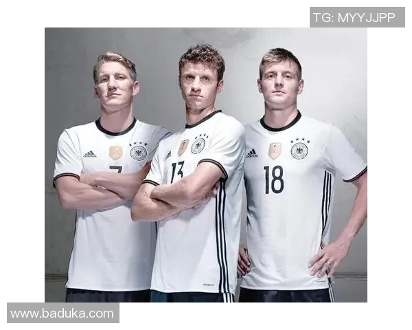 德国队足球明星球员简介与传奇时刻回顾